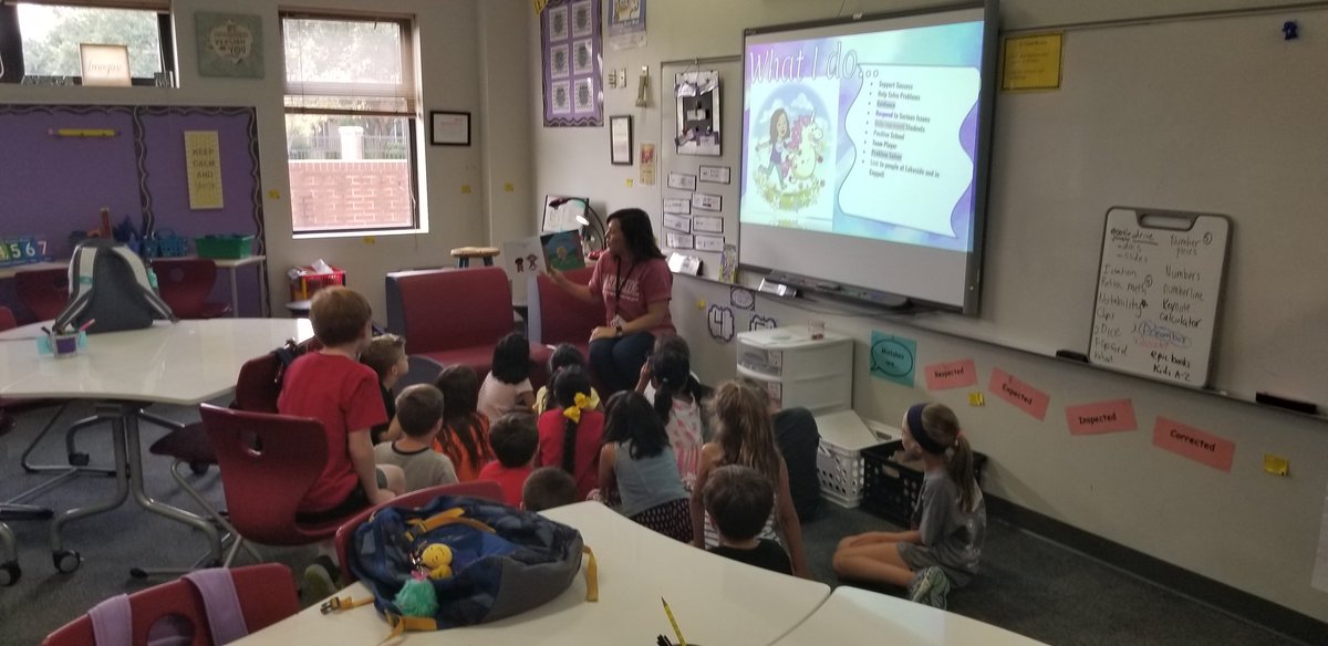robertsonfr1's tweet photo. 3D loved having Mrs. Oh visit our class this afternoon.  Thank you for the great lesson on grit❤#lakeside1920 https://t.co/oNjJp1Nslp