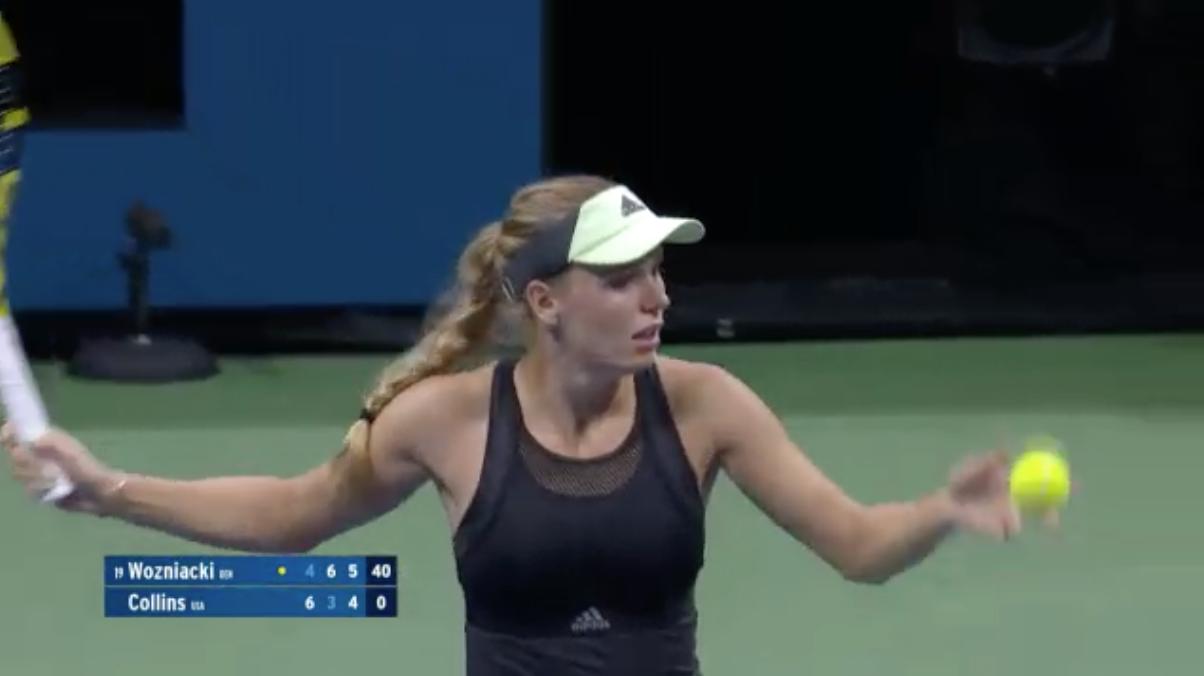 civilisation Skæbne Duke Live Tennis on Twitter: "Caroline Wozniacki completes the comeback, beating  Danielle Collins 4-6 6-3 6-4 to advance into a third round US Open clash  with Bianca Andreescu. Good win for the Dane,