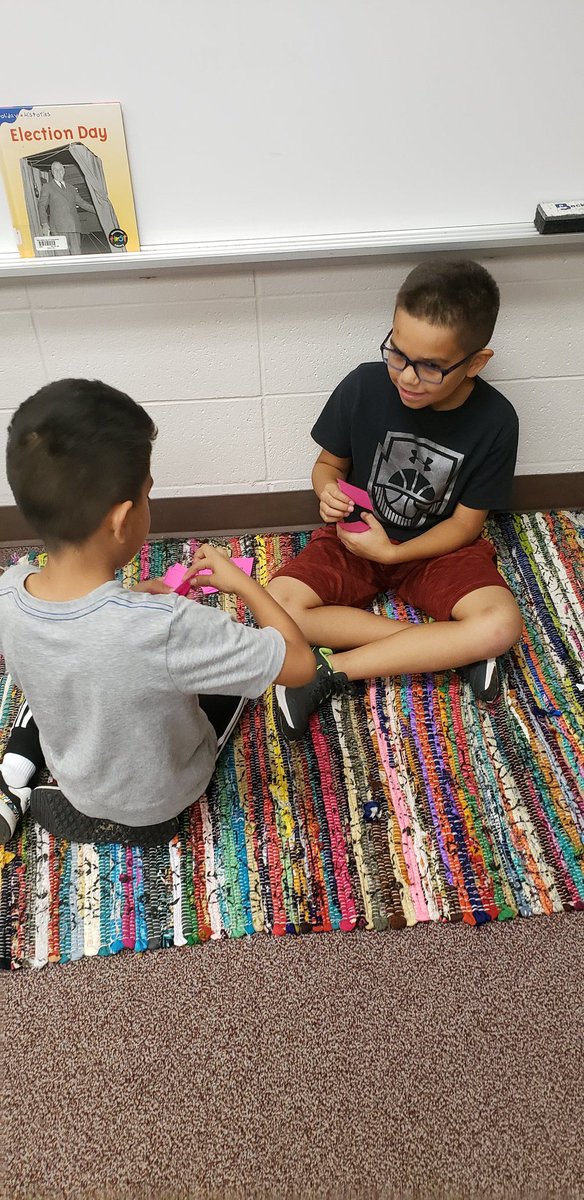 KlingsickRoos's tweet photo. Practicing our fluency station! We can't wait to be independent learners  during our readers workshop! #PracticeMakesPerfect #EaglePride #SuccessCSISD https://t.co/trdloX0TlS