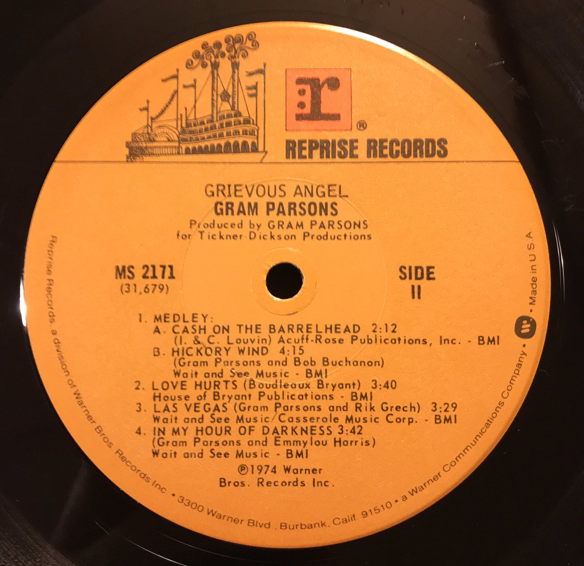 ‘Grievous Angel,’ Graham Parsons’ 2nd, and final, solo album, with Emmylou Harris. Recorded in the summer of ‘73 and released 4 months after his death, in 1974. On Warner Bros Records - MS 2171. #grahamparsons #vinylcollection