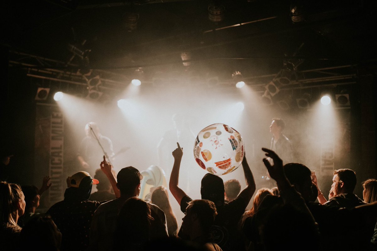 Thanks for turning it up Perth &amp; Brisbane! Sydney tonight with Capitol Affair &amp; Speak Easy at The Burdekin Hotel. Links in our bio! #sydneymusic