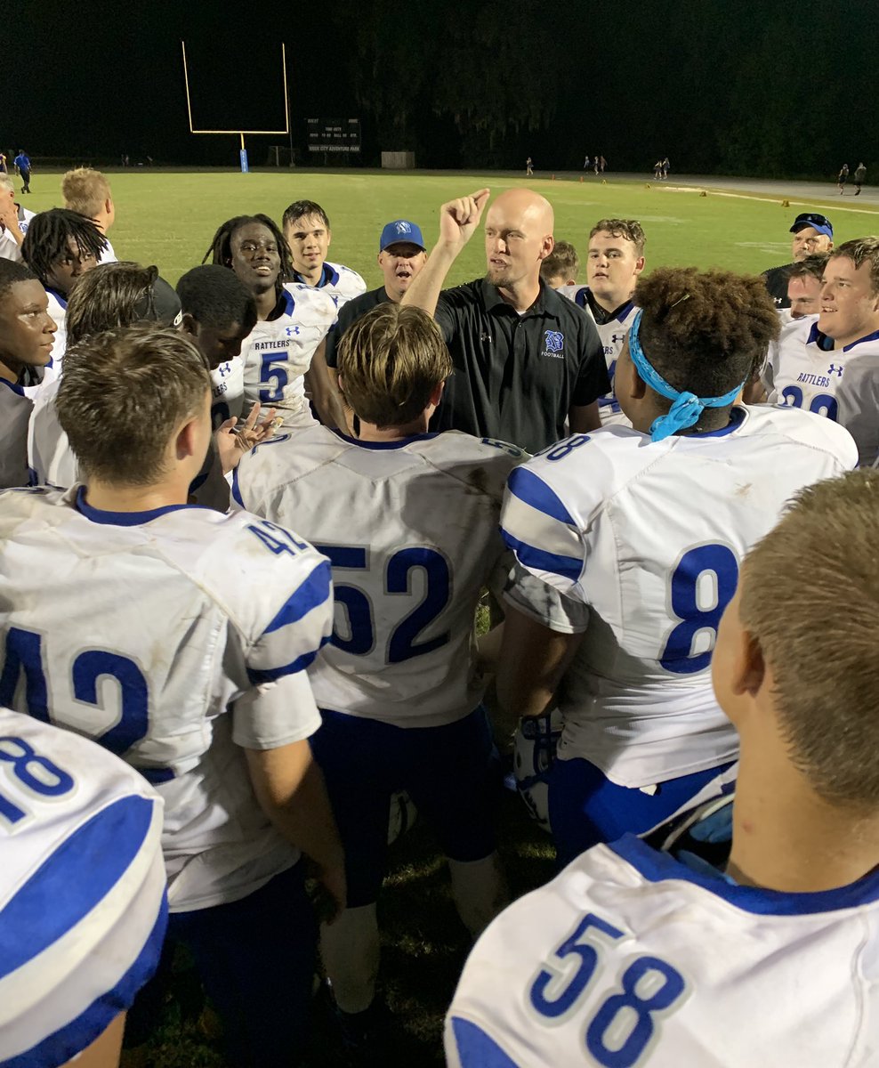 Rattler 🐍 Football 🏈 in action tonight. Congrats to Coach Adam Martin @CoachMartin_Bhs on the 33-6 win! 🙌🏼 Great effort by our kids. <a href="/OcalaPreps/">Ocala Preps</a> <a href="/BHS__SS/">SnakebiteSS</a> <a href="/BHSCHEER6/">BHS CHEER</a> <a href="/RAWE_RECRUITS/">Reaching Athletes With Education</a> <a href="/ThePrepZone/">The Prep Zone</a> <a href="/FlaHSFootball/">FloridaHSFootball.com</a> <a href="/Belleviewfb/">Belleview Rattlers</a> <a href="/BHSHappenings/">Principal Guest</a> <a href="/BHSAthletic1/">Belleview High School Athletic Boosters</a>