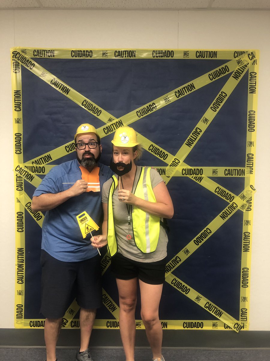 FultonMiddle's tweet photo. Kicking off the school year with our amazing teachers today! #FultonFalcons #FVSDWay https://t.co/vYYXcGcdGV