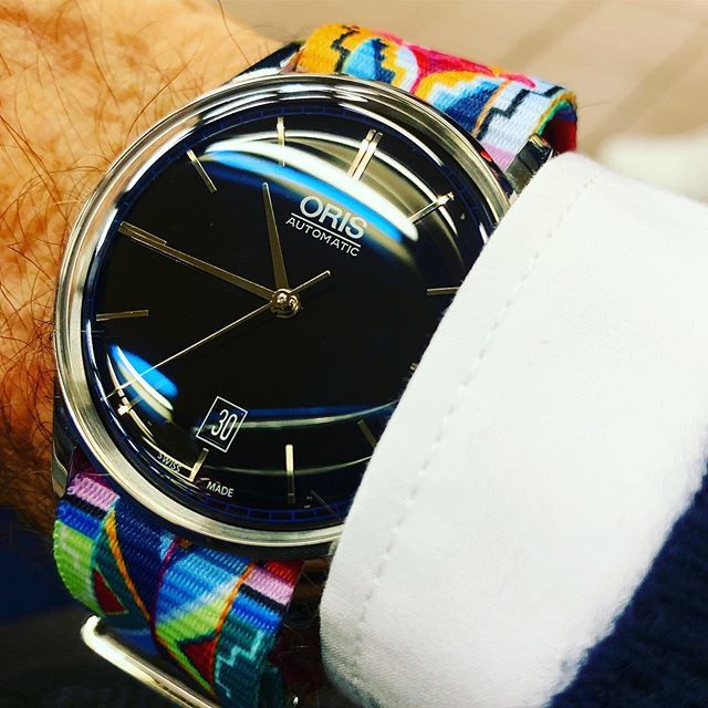 Plenty to reflect on...Oris ‘Blue Train’ for grey Sydney day.
#watch #watches #watchnerd #watchporn #calibre61 #watchcollector #instawatch #mechanical #fashionista #watchesofinstagram #instalike #instamood #accessories #fun #colour #luxury #happy #fresh #oris #johncoltrane