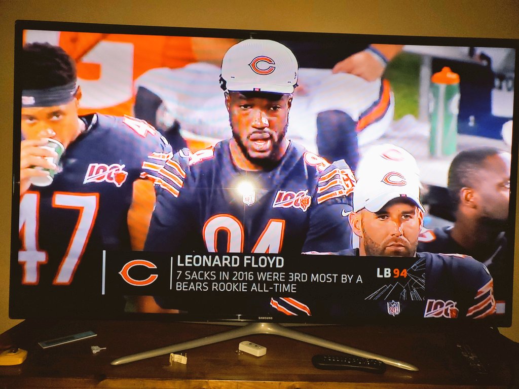 NickStiglic's tweet photo. I'm just gunna keep this minute of the game on a loop... listening to @JimMiller_NFL & @KyleBrandt talking about how my guy @Leonard90Flo is on the verge of a BREAKOUT season will never get old!!
Callin it now #DoubleDigitSacks
#๐ปโฌ๏ธ
#๐ https://t.co/qMJiKVPINM