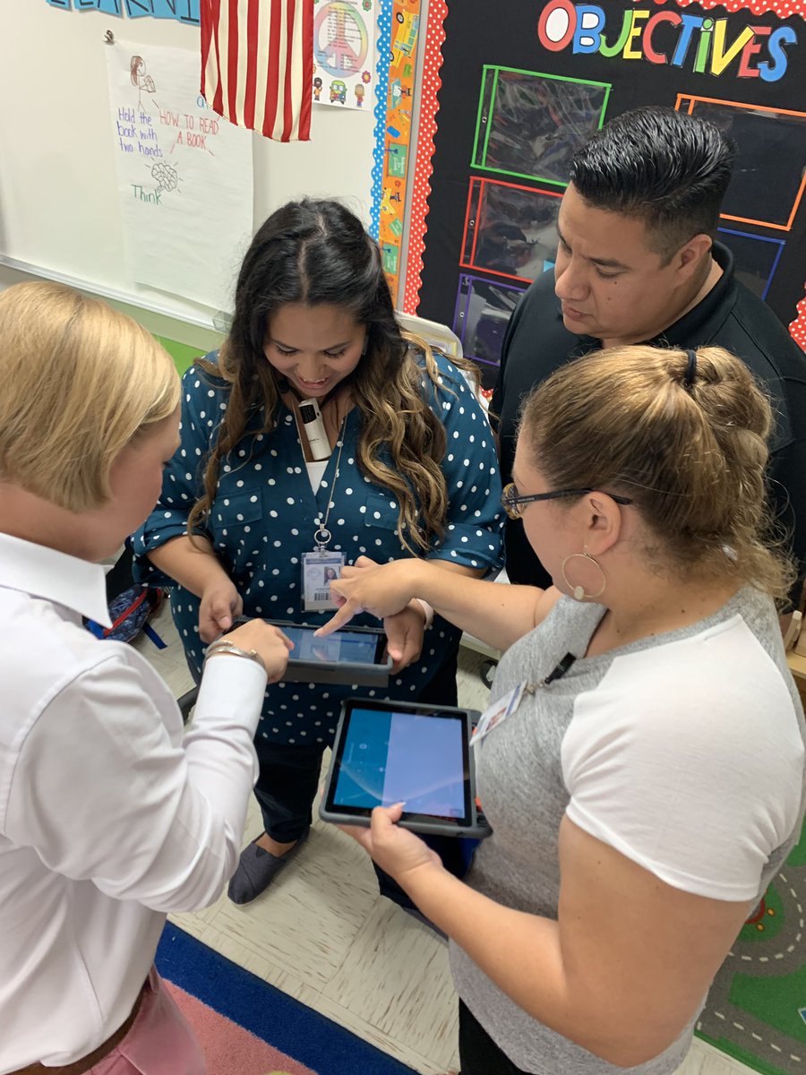 Great learning opportunities at #HCISD Moving the needle forward <a href="/gigemkp/">Kasey Powers</a> Thank you <a href="/MrsFdz/">Celina Fernandez, M. Ed.</a> You Rock!!!