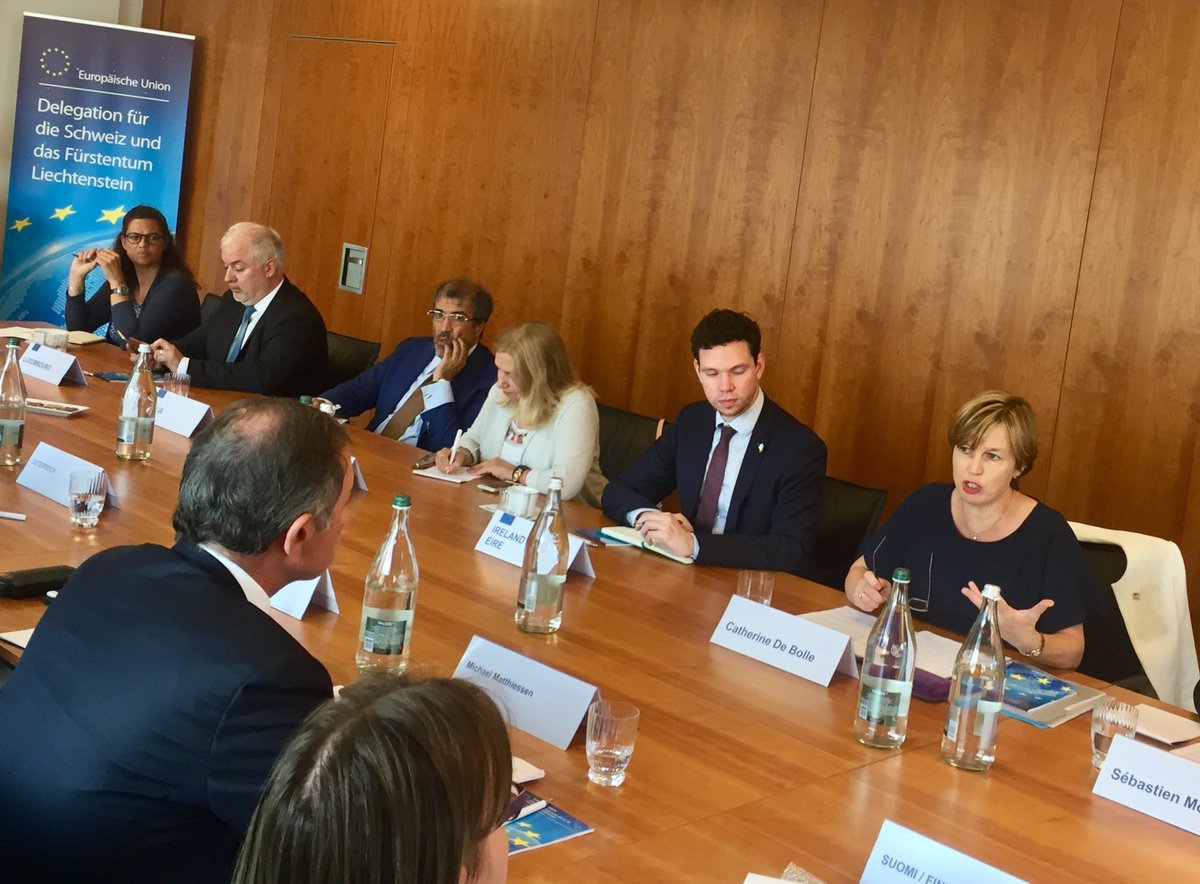 A warm welcome to @Europol🇪🇺 Director #CatherineDeBolle to 🇨🇭! Briefing w/ Ambassadors & police attachés of #EUMemberStates ahead of official meetings w/ police chiefs of #Liechtenstein🇱🇮 as well as of Swiss🇨🇭 federal & cantonal polices #SwissEUrelations #FullOfOpportunities