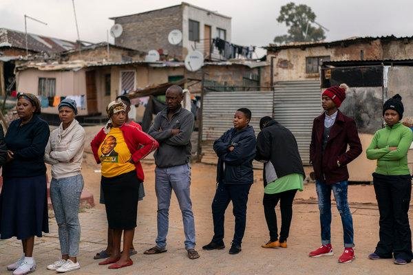 Interim_C's tweet photo. We are currently in plans to work with our recruiting partners to have programs that will benefit the so called "Unemployable", people with no matric including those with no basic education at all. Because we believe no one is unemployable.

 #MakunyiweOnce https://t.co/zSr6hD4nZx