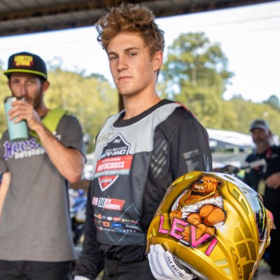 levi_newby28's tweet photo. #NewProfilePic https://t.co/z0pJreKQyF