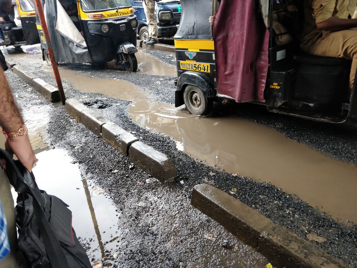 punitdave121219's tweet photo. @law_abid_citz @drmbct @sunilkbhardwaj @boris07990619 @neerav_sanghvi @PriyaDutt_INC @SrDENCoBCT @seniordenestate @denbrbct1 @mybmcWardHE 
Pl see today's pics attached https://t.co/5Mu0OMIYAi