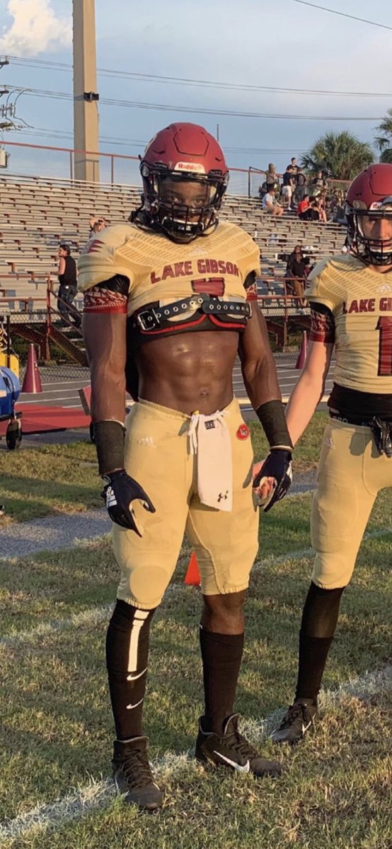 polk_way's tweet photo. Now I understand why I was never recruited by Florida State.. Morven Joseph is freakishly huge ... 5 sacks tonight for the @FSUFootball Commit. https://t.co/ZPw80QkaZ7