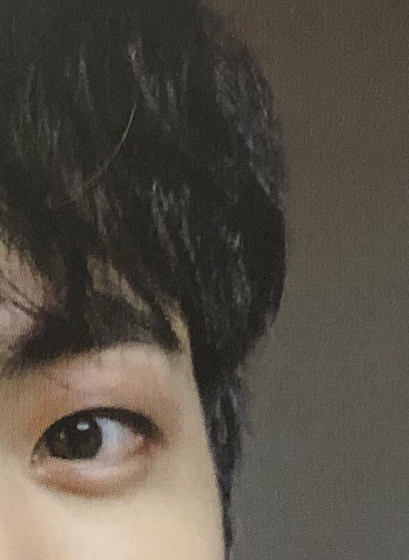 SDBTSARMY7's tweet photo. 🚨🔈TRIVIA TIME🔈🚨

Okay everyone, first person to CORRECTLY guess which members these are and from which photocard wins a 𝐅𝐑𝐄𝐄 raffle entry! 🤗

GO GO GO!!!!!
#NamKookInSanDiego #SDARMY https://t.co/nFuzj8DBNV