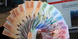 Ni wapi unaweza weka pesa alafu udai iko safe kabisaa ! Ama ni nani unaweza aminia na pesa zako ? Tuchapie #Brekko #SupaFriday