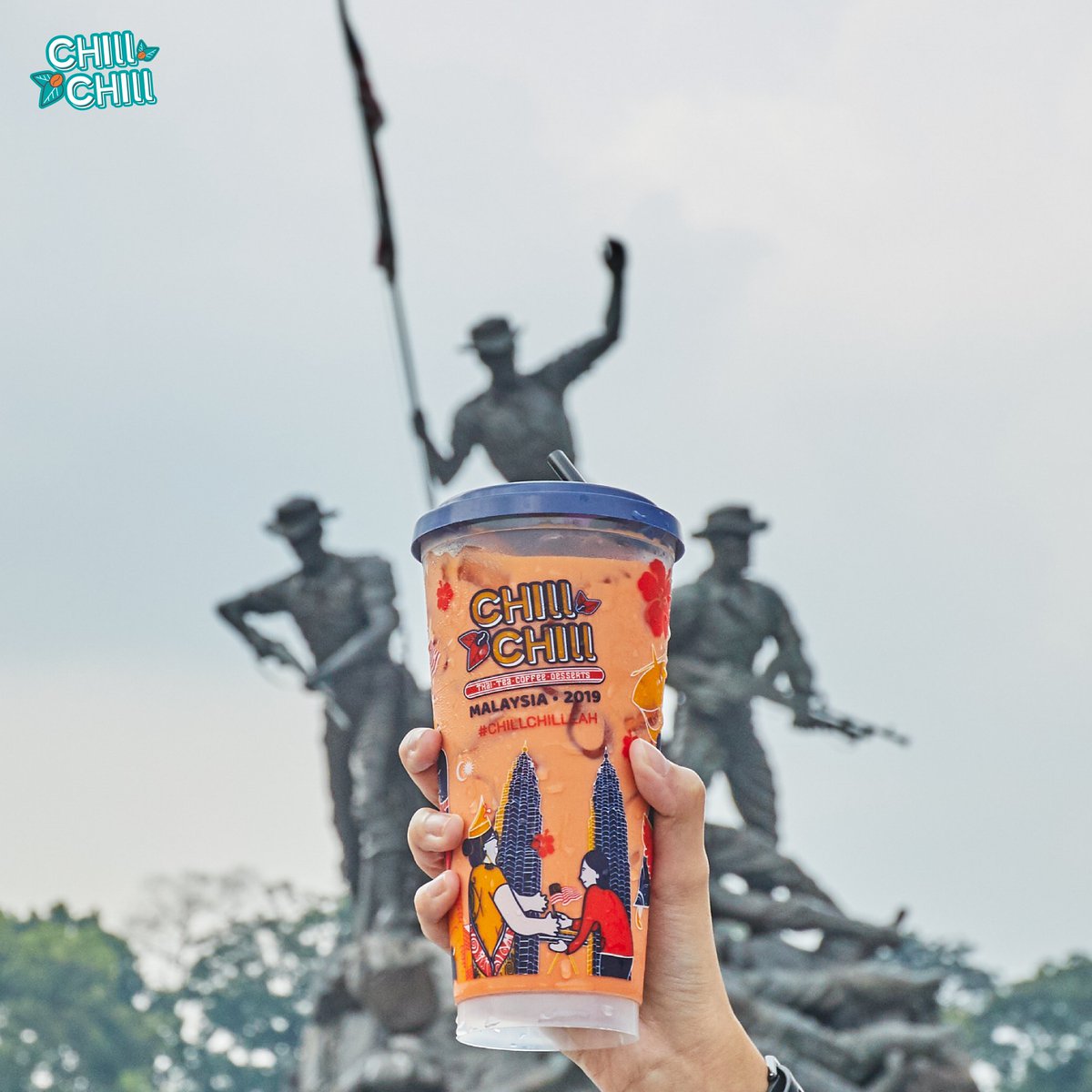 ChillChillLah's tweet photo. Korang dah collect ke limited edition Malaysia cup? #chillchill #chillchilllah https://t.co/rY3HhnalQt