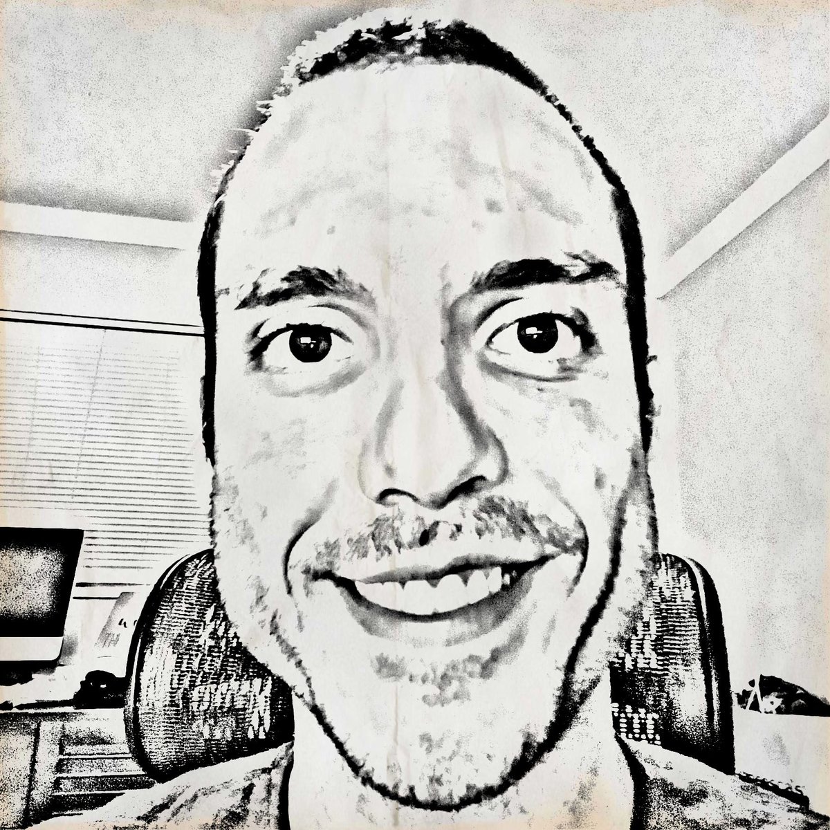 AdamNorCal's tweet image. It's been a while, 5 years and two weeks nearly to the day.

Got a job, left it, started @PlatonicConnect, made an app @FYRGolf, got married, had a kid (well my wife did), grew hair to middle of back, cut it off and donated it. Same crooked smile.

What's new with all of you?