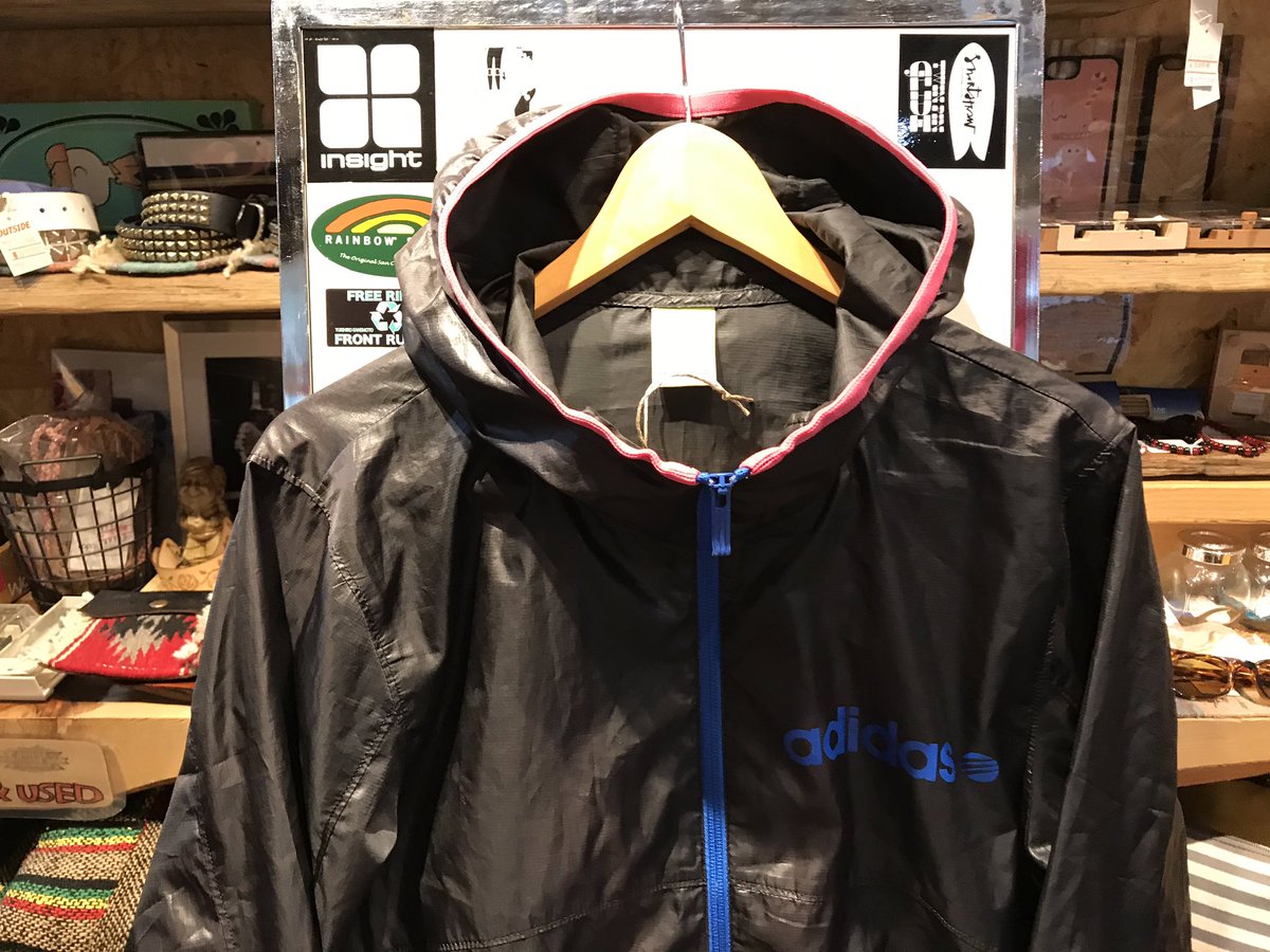 Outside Kawasaki No Twitter Used Adidas Nylon Hood Jacket Size L Price 2900 Tax Adidas アディダス ナイロンジャケット アウター スポーツ ストリート 三本ライン 秋コーデ 川崎 川崎駅 川崎駅東口 アウトサイド川崎 セレクトショップ 古着 新品