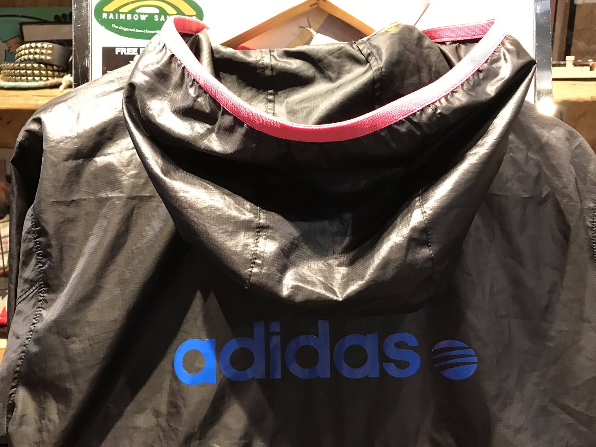 Outside Kawasaki No Twitter Used Adidas Nylon Hood Jacket Size L Price 2900 Tax Adidas アディダス ナイロンジャケット アウター スポーツ ストリート 三本ライン 秋コーデ 川崎 川崎駅 川崎駅東口 アウトサイド川崎 セレクトショップ 古着 新品