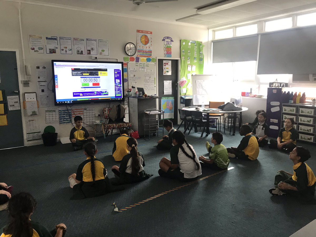 3/4 Bold didn’t let the rain get in the way of physical activity! We completed a fitness circuit, then finished with meditation 💪 🧘‍♂️  <a href="/PsCondell/">CondellParkPS</a>