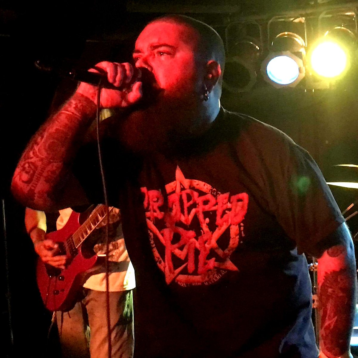 EricYelowitz's tweet image. Brutalized another venue! Thanks for the killer time McStews! @orderbrutality returns Sept 28th!
Shoutout to @mikeywhipwreck_ @itsjerrylynn and @MikeFreland of @FRMpod for this NASTY shirt!
#OrderOfBrutality #StayBrutal #LocalPANJMusic #madvikingbeardco #likeagoddamedviking