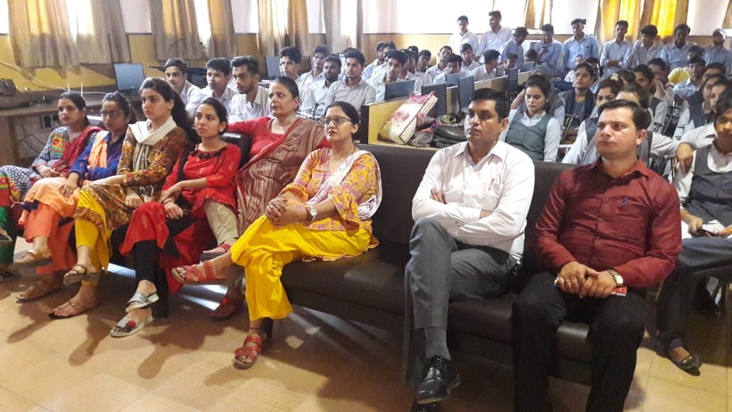 ramainstitute's tweet photo. watching live #inauguration program #FIT India https://t.co/E3yduijOyt