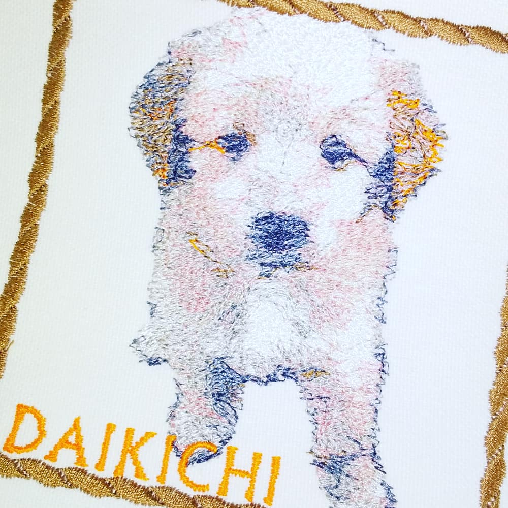 ACTIVE_KUMEJIMA's tweet photo. 生後1ヶ月半頃の大吉の写真使ってフォトステッチやってみた。ミシンと刺繍ソフトは超優秀だが扱う私がアレなんで課題は多い。
なにしろ大吉が刺繍で表現しきれないかわいらしさ!
#ブラザー #PR670e
#看板犬 #イーフビーチ https://t.co/pQtwK6wgkU