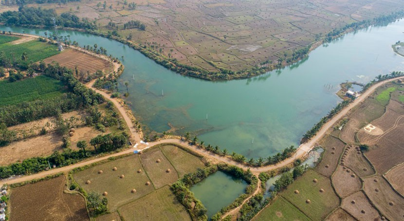 smartwatermag's tweet photo. In #India, local people living alongside the River Champavathi have helped to restore old water reservoirs to protect their crops in times of drought and flooding.
@giz_gmbh tells us more: https://t.co/0e4dXcw9rZ https://t.co/V1tTzyskhr