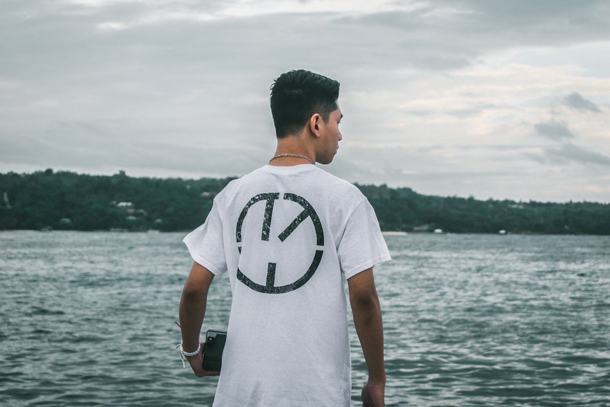 _atwrld's tweet photo. DEPART
PHP: 595
PROJECT NATIVITY DROPPING TOMORROW AT OUR POP-UP SHOP 11AM - 10PM ⏰
GRAB YOURS TOMORROW!
WE SHIP! ✈️ 🛳
PM FOR INQUIRIES! 📲
#ATW
#BeOneOfTheFew
#ProjectNativity https://t.co/BG8XplfXg6