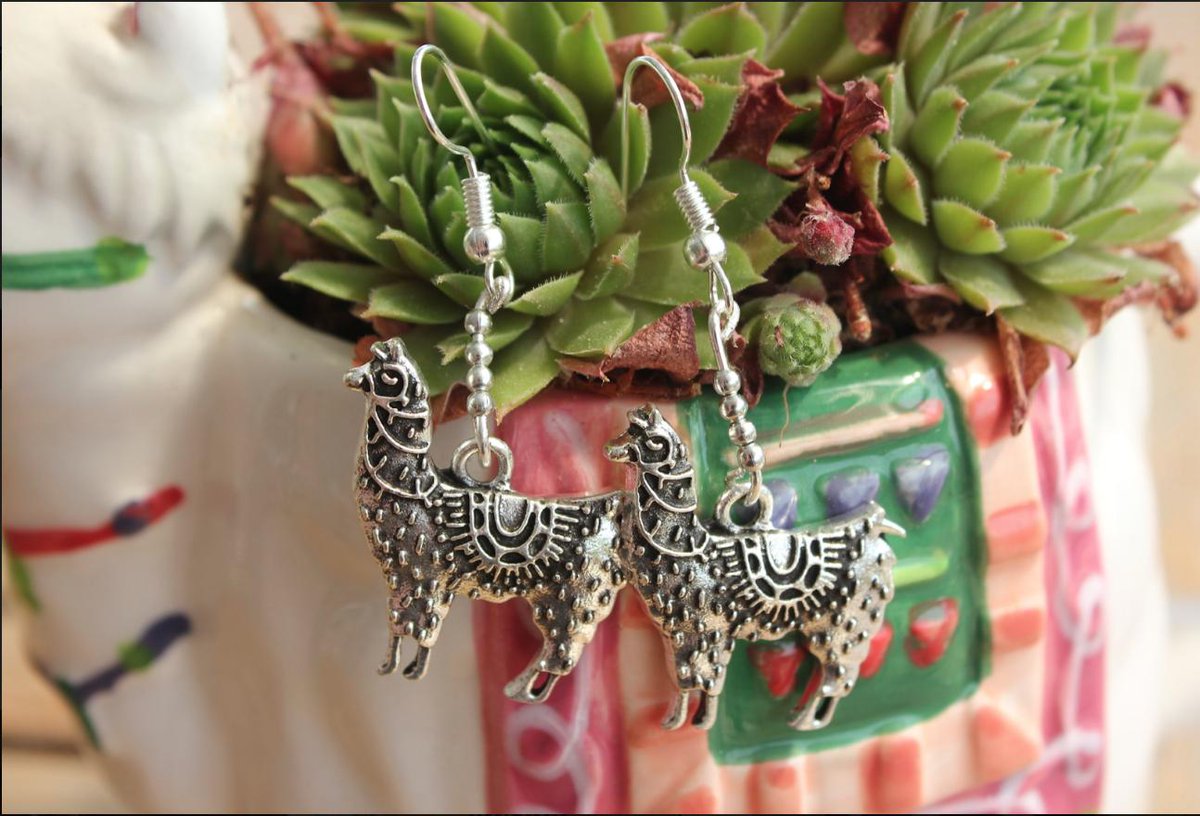 PeruvianThreads's tweet photo. We are loving these amazing handmade Mandala Llama earrings π¦
Shop them here:
https://t.co/sOO8UbcL8l
#llamaearrings #handmade #peruvianthreads #peru #llama #llamalife https://t.co/RaFgECql10