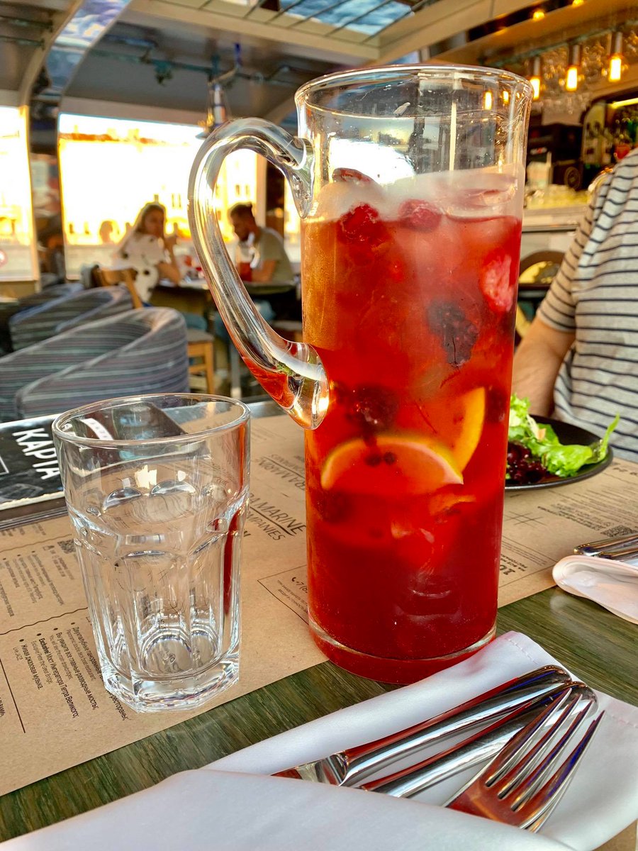 2MonkeysTravel's tweet photo. Sunset Dinner! <3 @mobyspl #MobySpl @Visit_Russia @Russia @VisitRussiaUK #Russia https://t.co/Tm93HJseBO