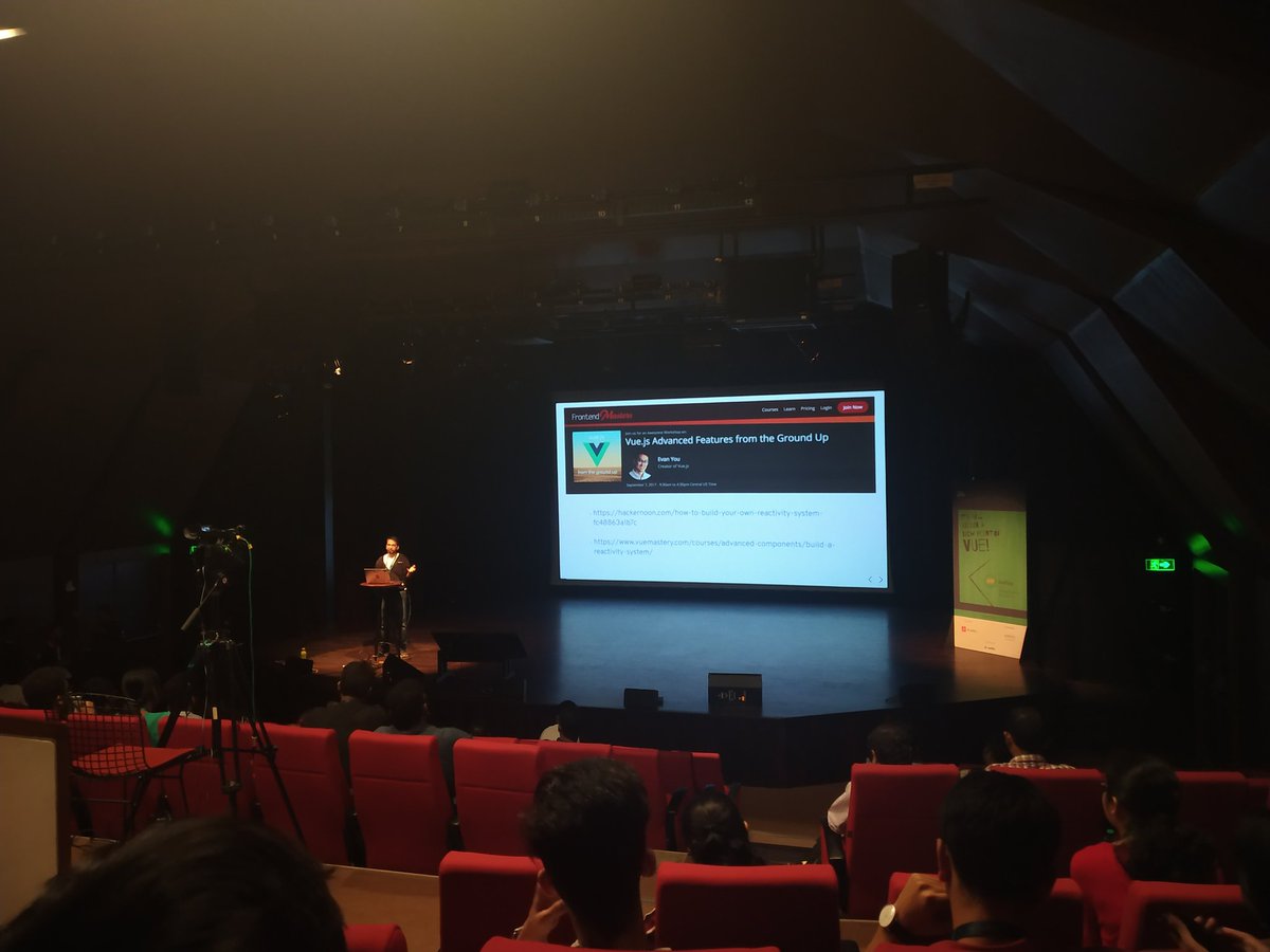 #VueDay
@JSFoo <a href="/vuejs/">Vue</a>