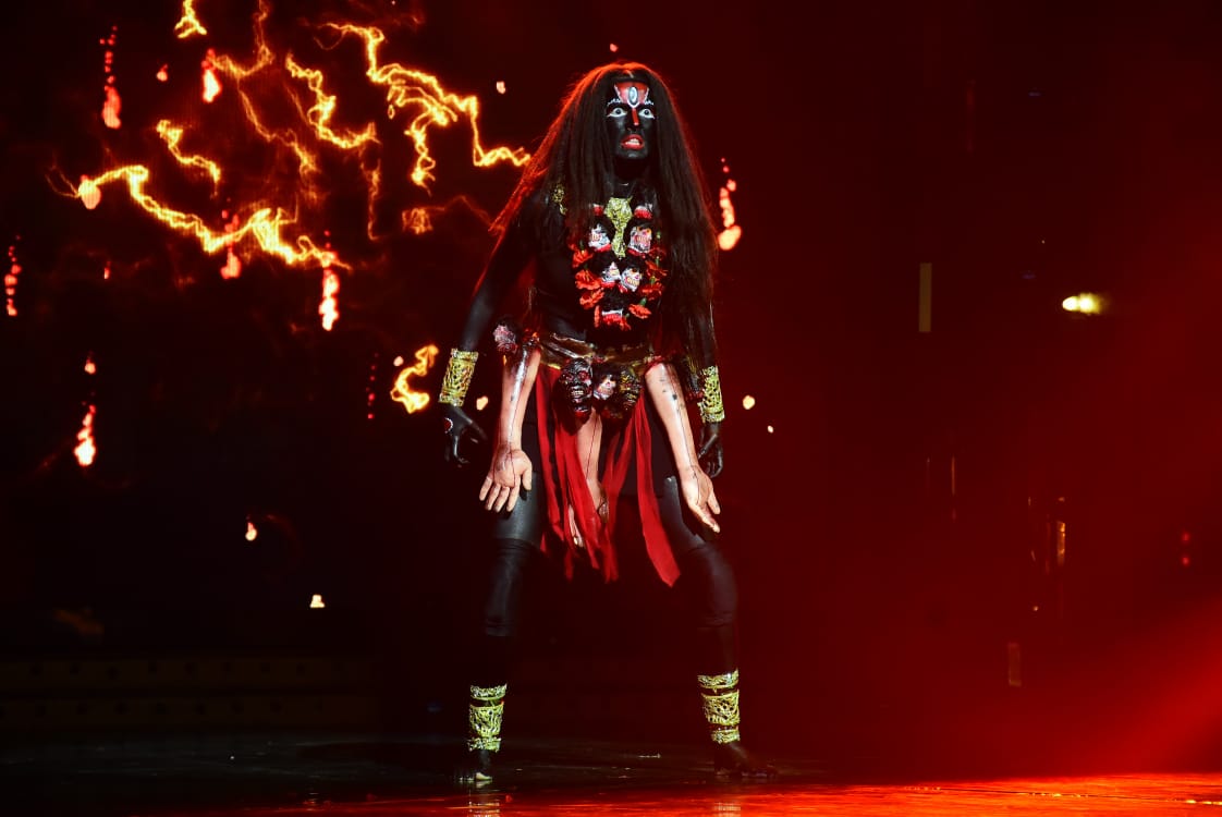 Bollywood Bee tweet media