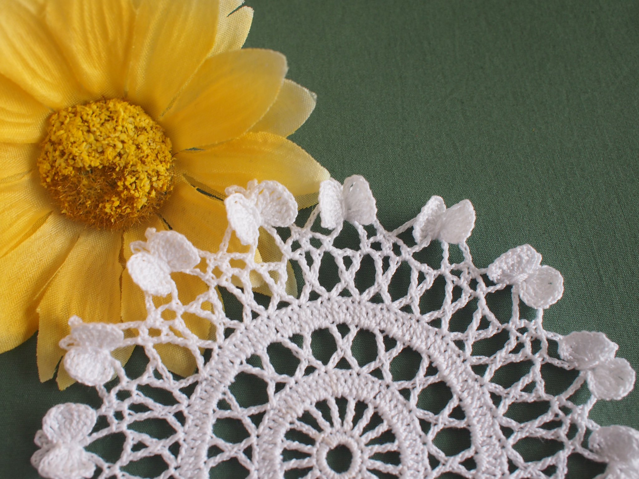 Twitter 上的 Doily Nomu パターン公開中 New Free Pattern Chou Chou Mini Doily 詳しい 編み方はnoteからご覧ください T Co Xc80vjpogk Nomu Doily Note Freepattern レース編み 編み図 T Co Vjll9nffhw Twitter