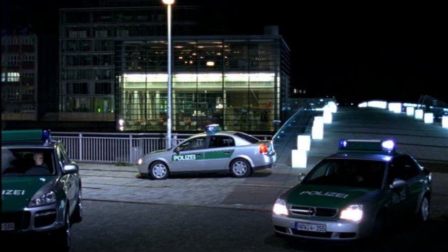 妄想大好き人間 No More Us 諸事情でまた営業休止 Kobudasigara そうそう 税関 Zoll のパトカーはまだ緑色みたいですよ T Co Aesy8mlchf Twitter