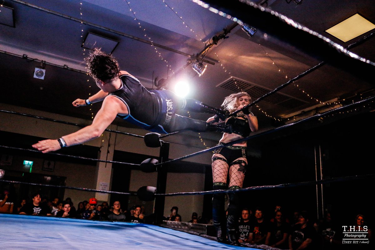 THIS_imagery's tweet photo. Thread of sneak peek images from last night's @UPW_UK show because honestly, TV LIGHTING IS THE BEST https://t.co/SoOABrwAkP