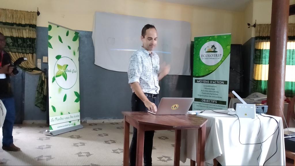 kevinossah's tweet photo. Ça reprend encore ce matin J2 de @week_eco. Présentation sur les changements climatiques par M. Alexandre Varnet du Canada @LOJIQ. @EcoloTrip @ojeddtogo @PnudTogo @aliouMdia @GretaThunberg @antonioguterres https://t.co/E4QGy8Q62g