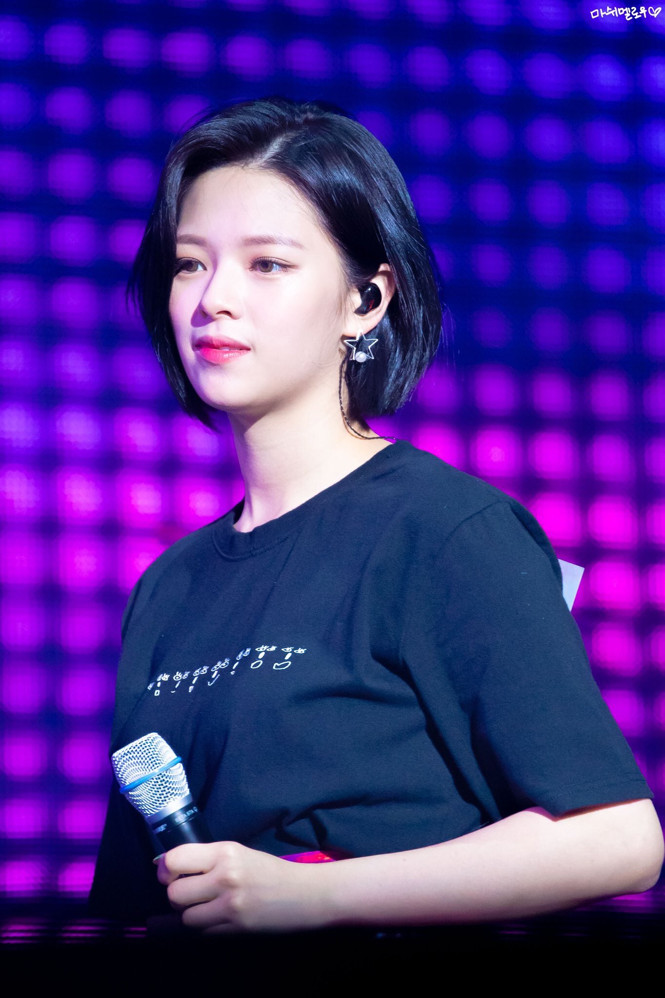 연아 Yeona 黒髪ショート ボブ のジョンヨンさんもう頭が上がりません Twice Jeongyeon 트와이스 정연 T Co 8kat7agcor Twitter