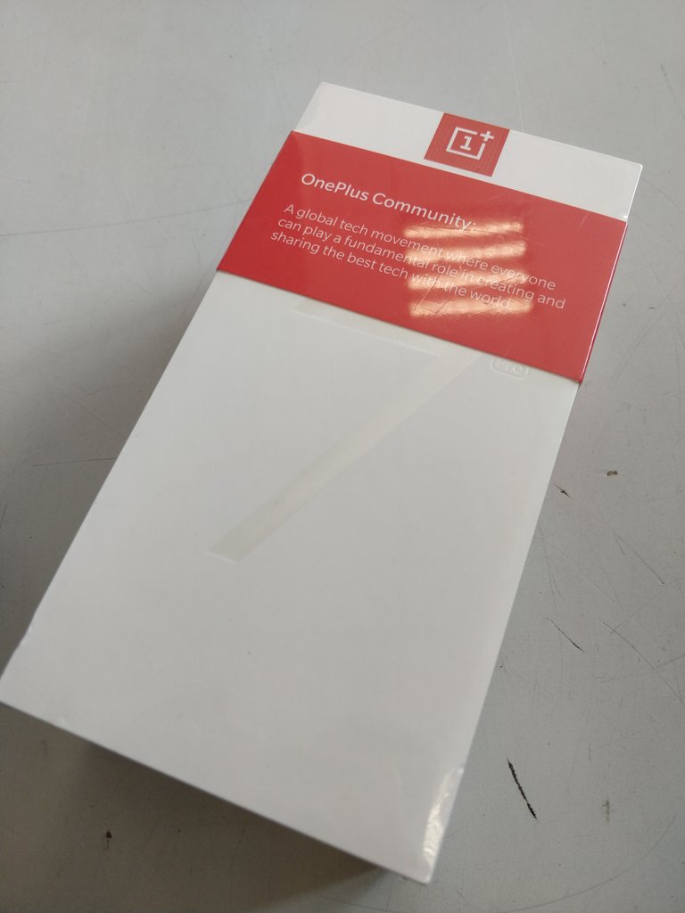mastefix's tweet photo. Dzień dobry!😍
#oneplusteam https://t.co/B85xH9RFRZ