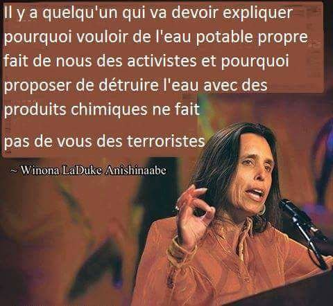Kyrie_Eleison7's tweet photo. La🌍nourricière a besoin de ns pr respecter notre alliance,Ns le ferons devant les tribunaux,ns le ferons à notre📻,et ns ns engagerons auprès de nos descendants à travailler dur pr protéger cette🌍et cette eau pr eux. Que vs ayez des pieds/ailes/nageoires ou des racines.#LaDuke https://t.co/eVXHX5DK0T