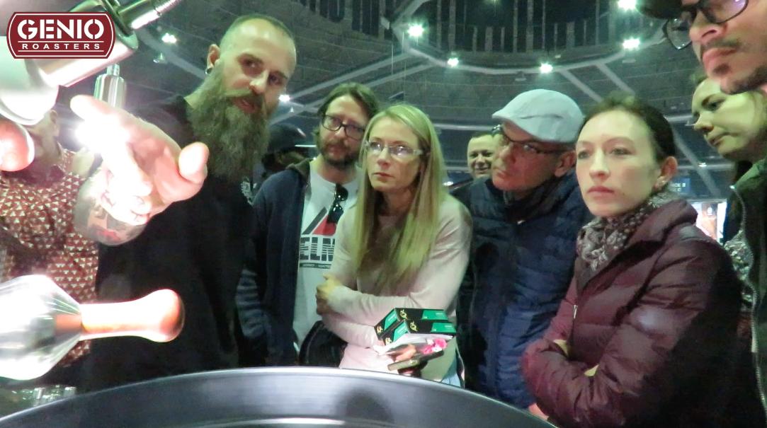 GenioRoasters's tweet photo. Genio Roasters' owner and design engineer Neil Maree on the growth of coffee roasting in South Africa and collaborating with @cirobeverages setting up the 'Coffee Experience Theatre' at the recent @coffeechocexp.
WATCH | https://t.co/EHoEaR3NAk
#GenioRoasters #ProRoast https://t.co/gg2lnSZ3RB