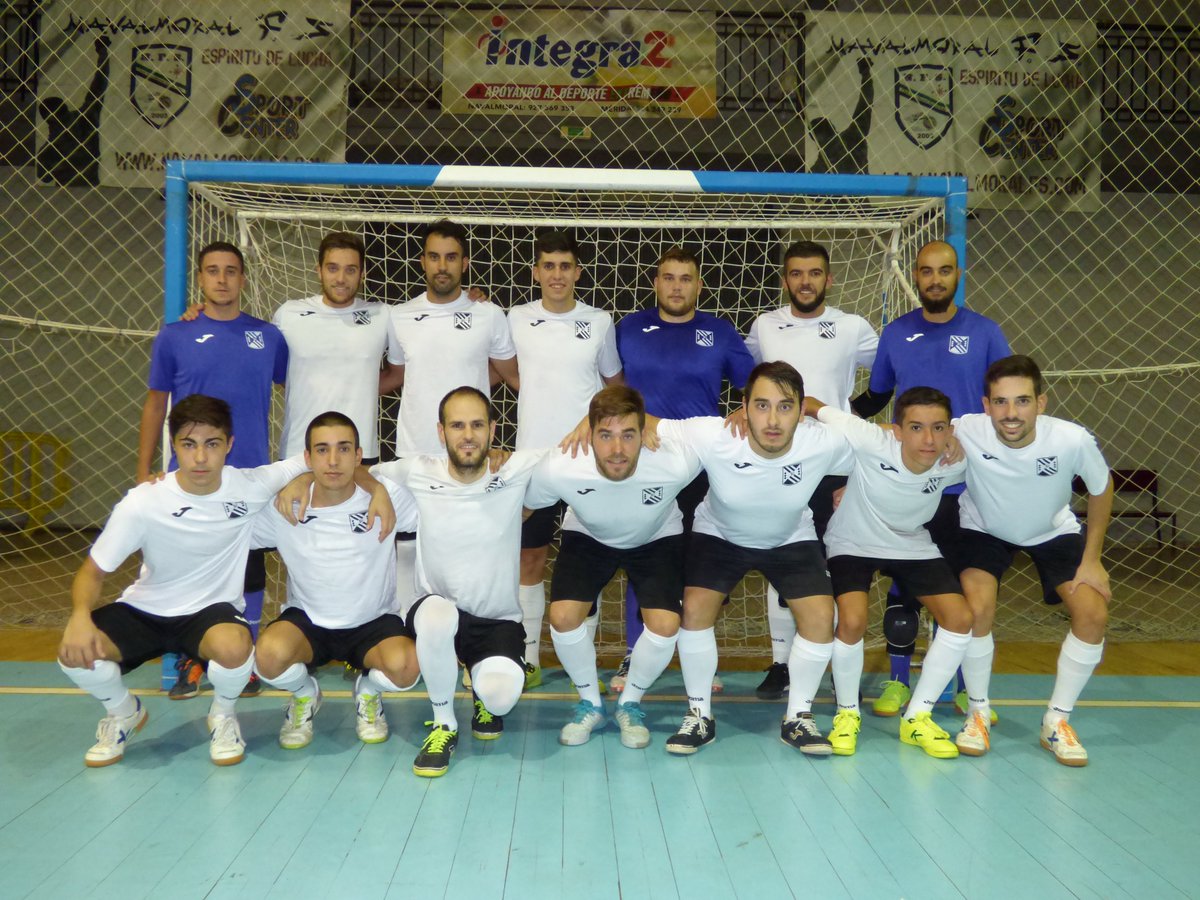 ssv_fs's tweet photo. 🆚 Anoche el #Sénior disputó su tercer amistoso de pretemporada ante el Navalmoral FS de 2ªB. Los extremeños se impusieron (4-2) en un duelo que sirvió para seguir acumulando minutos de nivel antes del inicio liguero ¡Mucha suerte @NavalmoralFS! 🍀

#DelSierraSoy #UnMismoEspíritu https://t.co/CAAProSnyy