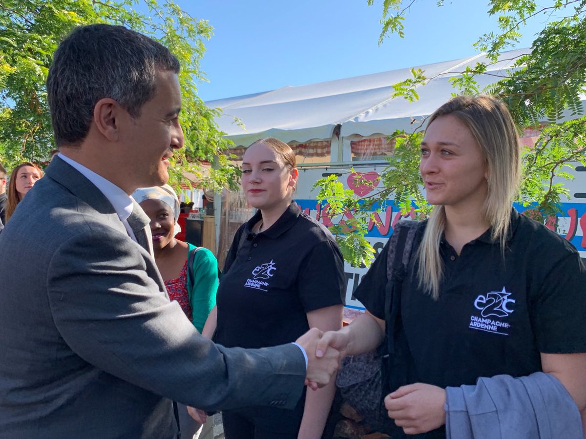 GDarmanin's tweet photo. Je suis très heureux d’inaugurer la 73e foire de @VilledeChalons, 2e foire agricole de France et vitrine d’un territoire dynamique. https://t.co/XrfjJvIbQP