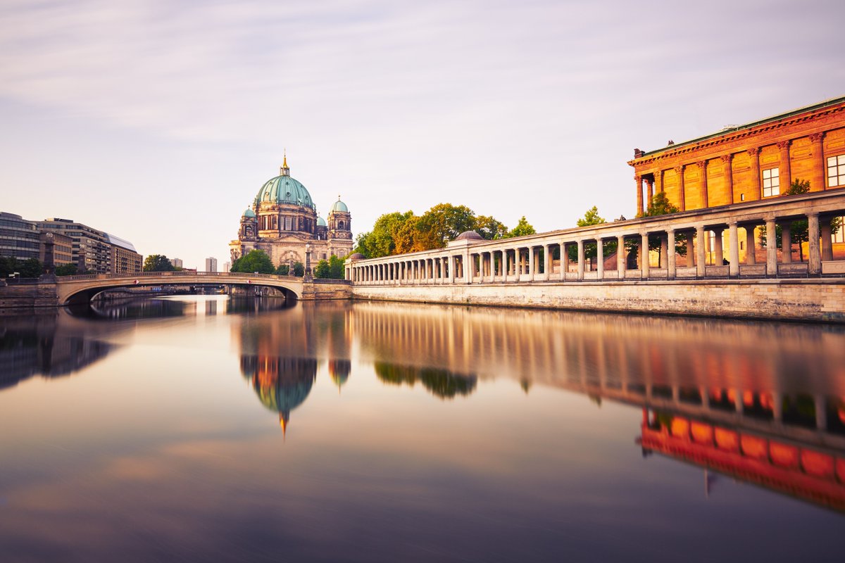 TC_CityBreaks's tweet photo. Berlin's Museum Island is home to five different, and equally interesting museums if you're looking to switch things up after exploring the city itself. https://t.co/anWTSSFxSP