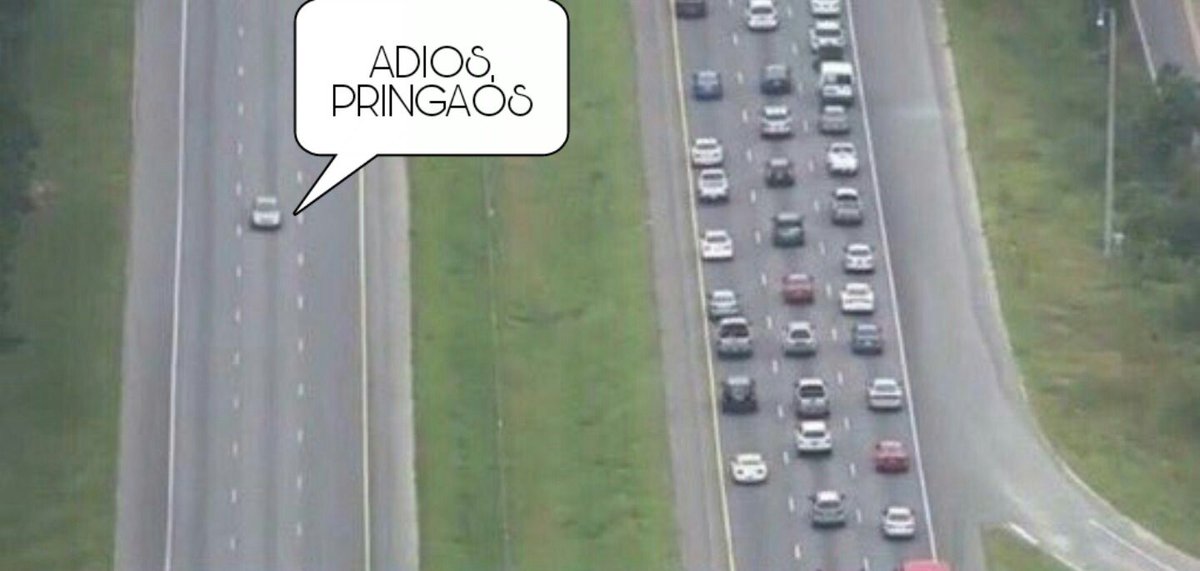 NOROBESPIERRE's tweet image. Cuando te vas de vacaciones en septiembre.