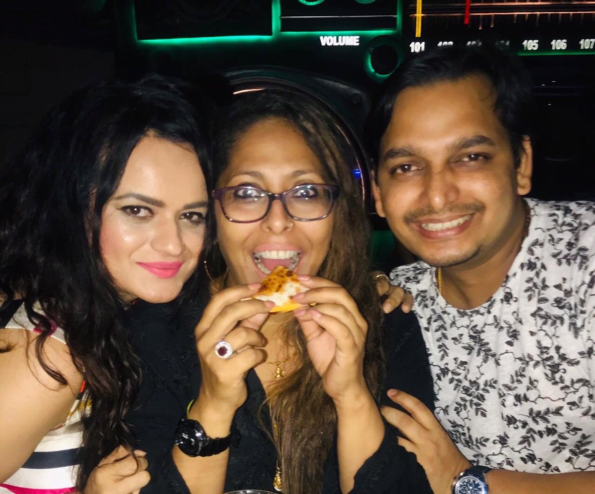 ADTSinghSharma's tweet photo. ❤️
@geetakapur @Pparitosh1 https://t.co/KE10zOljvW