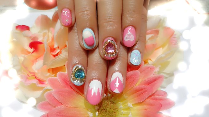 ここへ到着する 佐倉 ネイル 美しいネイルトレンド