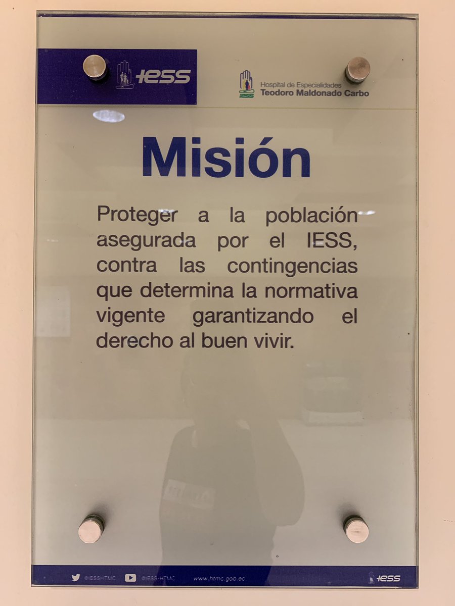 “Garantizando el derecho al buen vivir” 

Aja, pero aquí sigo esperando MI MEDICINA, cuya compra fue ordenada por un juez desde el 20 de junio con compra maxima de 20 días y sigo esperando.. Hoy no puedo tener quimioterapia.. <a href="/IESSec/">IESS</a> <a href="/MichelaPinBu/">Michela Pincay</a> <a href="/Lenin/">Lenín Moreno</a> <a href="/IESSHTMC/">IESS - HTMC</a>