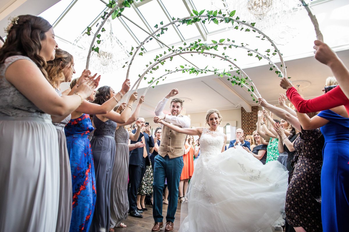 BIG NEWS today folks! First blog post from the amazing <a href="/SmashGlass/">Smashing The Glass</a> #jewishwedding #jewishweddingphotographer #smashingtheglass smashingtheglass.com/an-enzoani-bri…