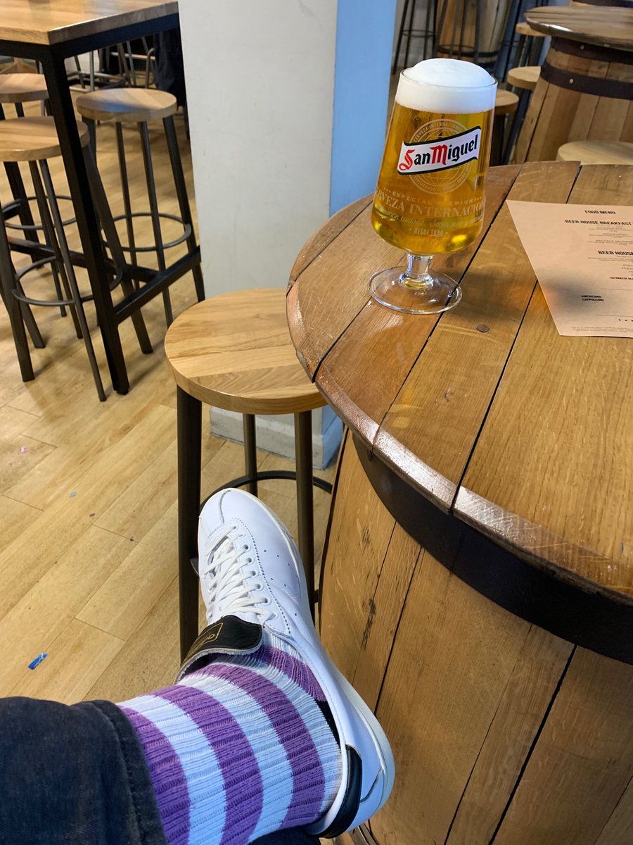 davidp0610's tweet photo. Obligatory airport pint. #socksoutfriday ⁦@SockCouncil⁩ off to Coleraine for a wedding, spent whole journey to Leeds/Bradford in a queue for some LG Spzl. Didn’t get them. I’ll make do with my Lacombe’s 👍🍺 #shareyourstripes #adidas #finesocks https://t.co/IjDE1WsZQl