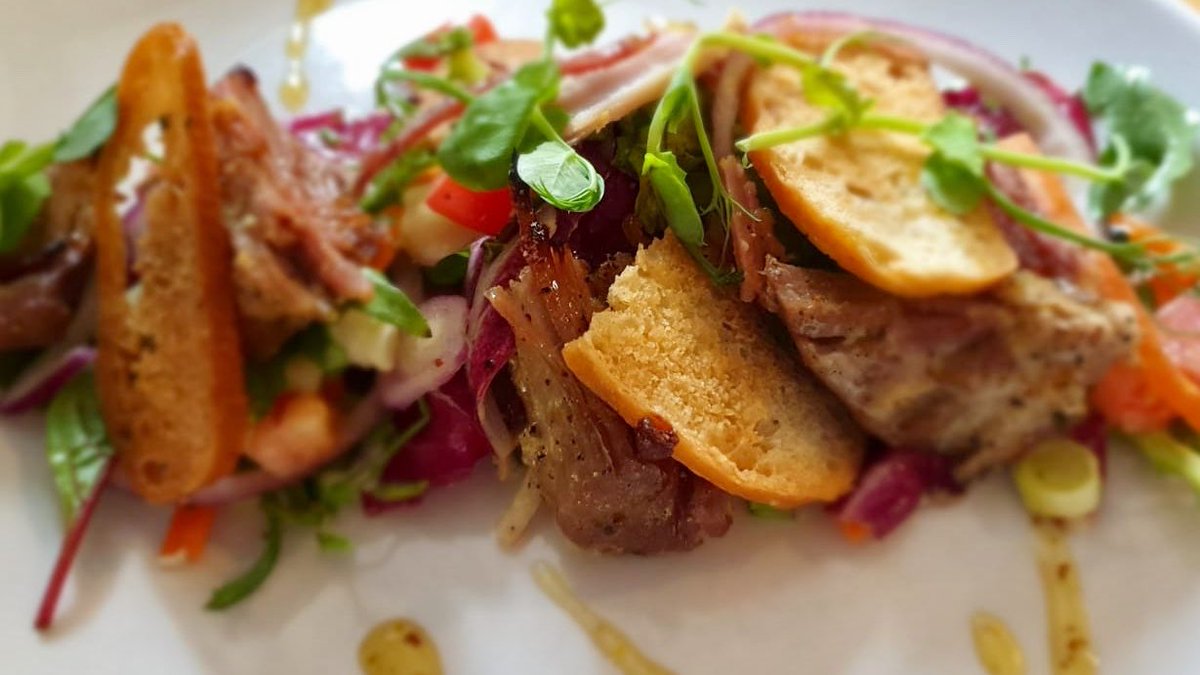 The Milbourne Arms tweet media