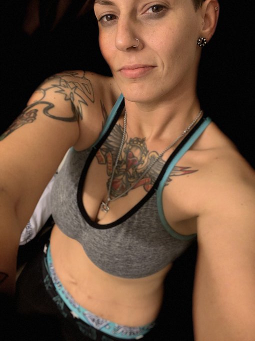 Rosie Houston #lesbian #amateurgirl https://t.co/MhKCbNl7Ci<a href="/tag/lesbian"class="tags">#lesbian</a><a href="/tag/amateurgirl"class="tags">#amateurgirl</a>